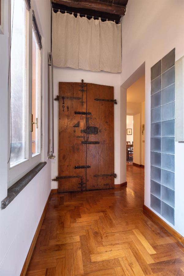Appartamento Via Del Teatro Pace ローマ エクステリア 写真